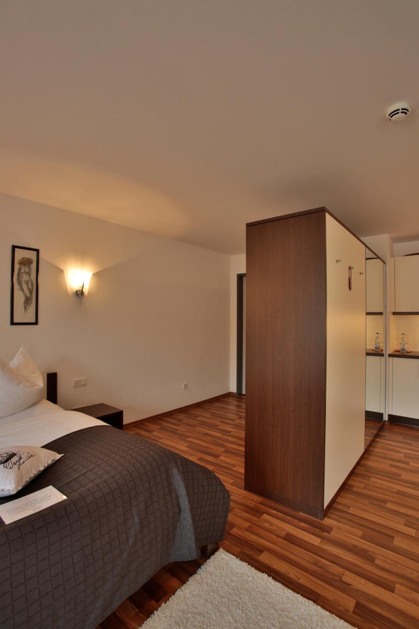 Hotel Am Marktplatz Gangkofen Chambre photo