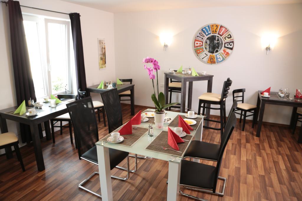 Hotel Am Marktplatz Gangkofen Extérieur photo